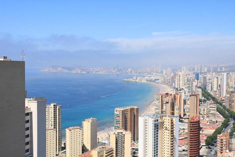 Vista Al Mar Apartment Бенидорм Екстериор снимка