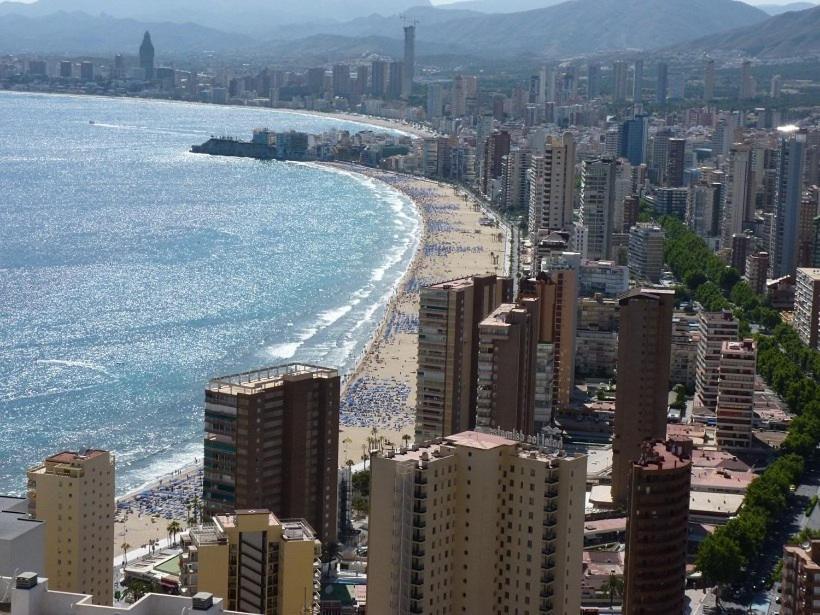 Vista Al Mar Apartment Бенидорм Екстериор снимка