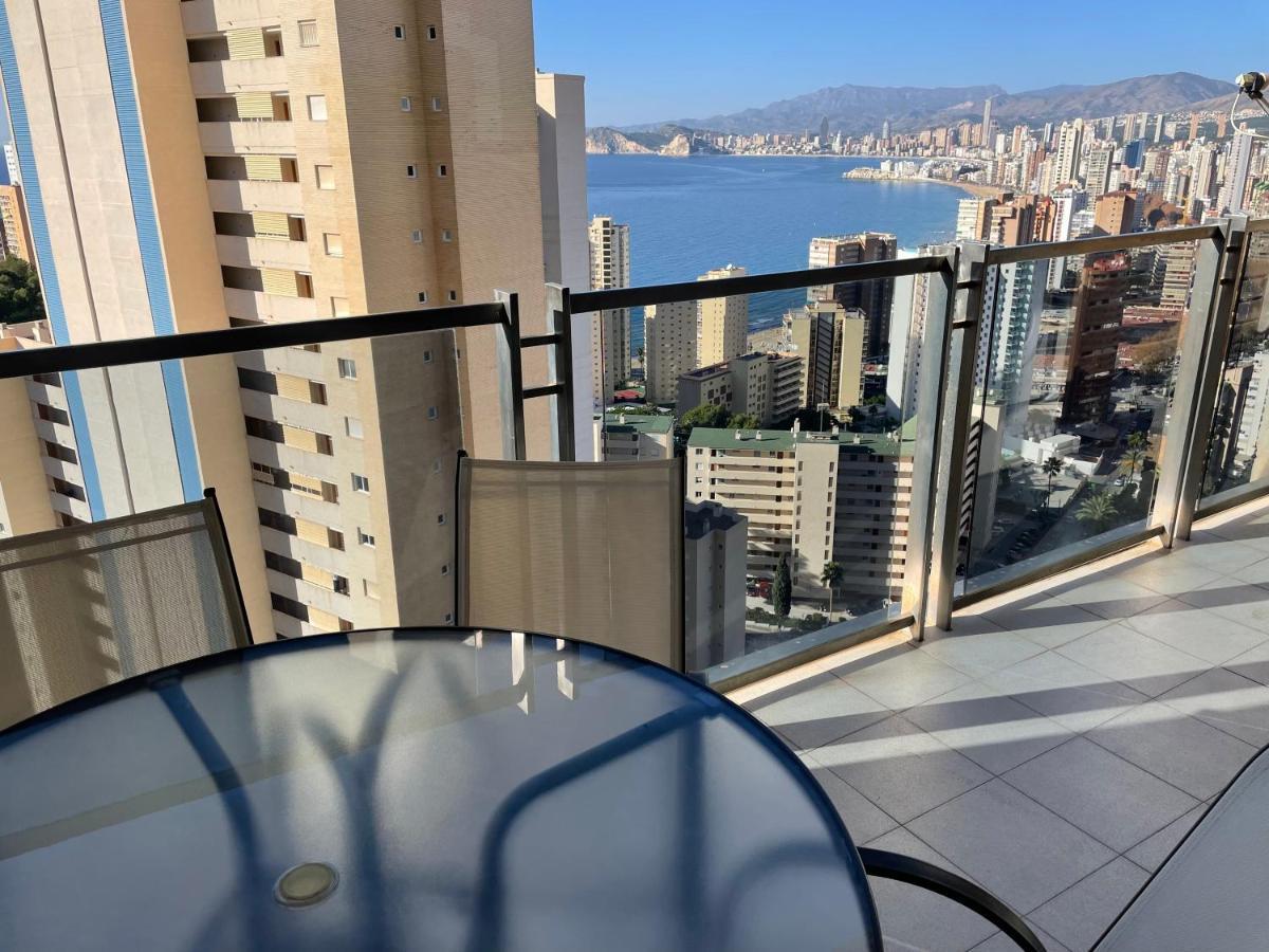 Vista Al Mar Apartment Бенидорм Екстериор снимка
